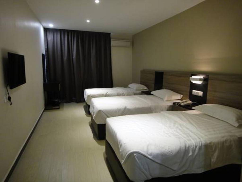Galaxy Hotel Simpang Ampat  Room photo
