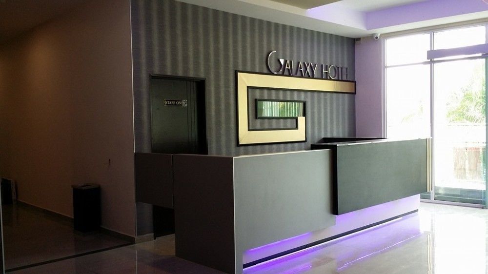 Galaxy Hotel Simpang Ampat  Exterior photo